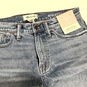 Madewell Athletic Slim Jean in Marcey wash